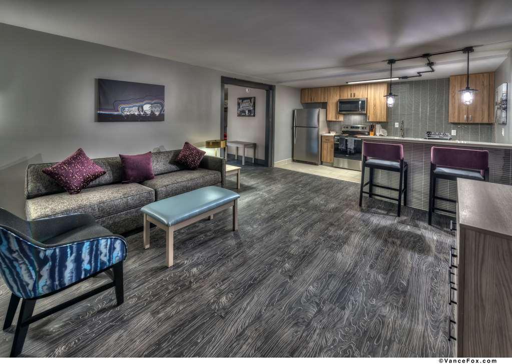 Aiden By Best Western South Reno Room photo