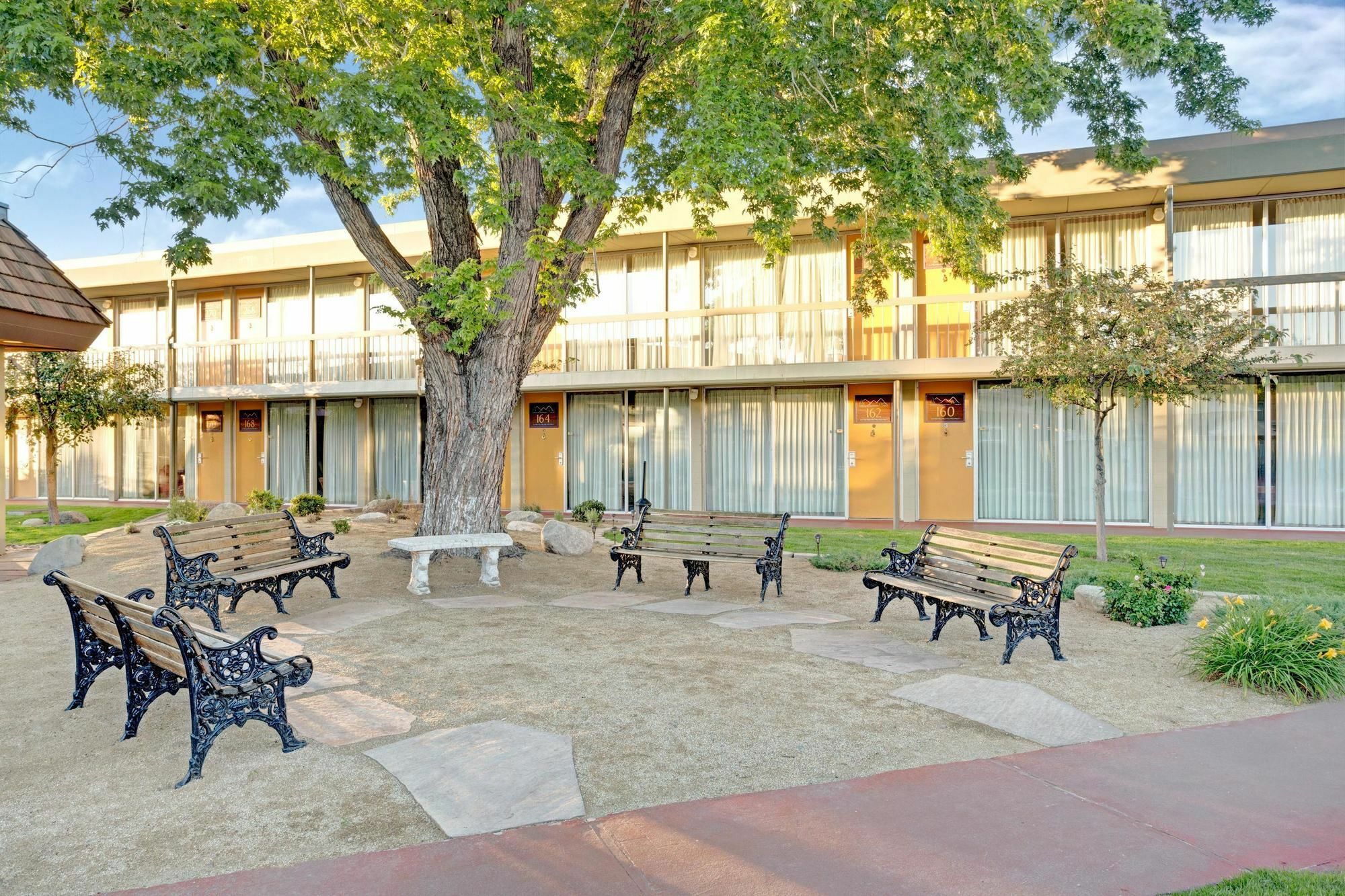 Aiden By Best Western South Reno Exterior photo